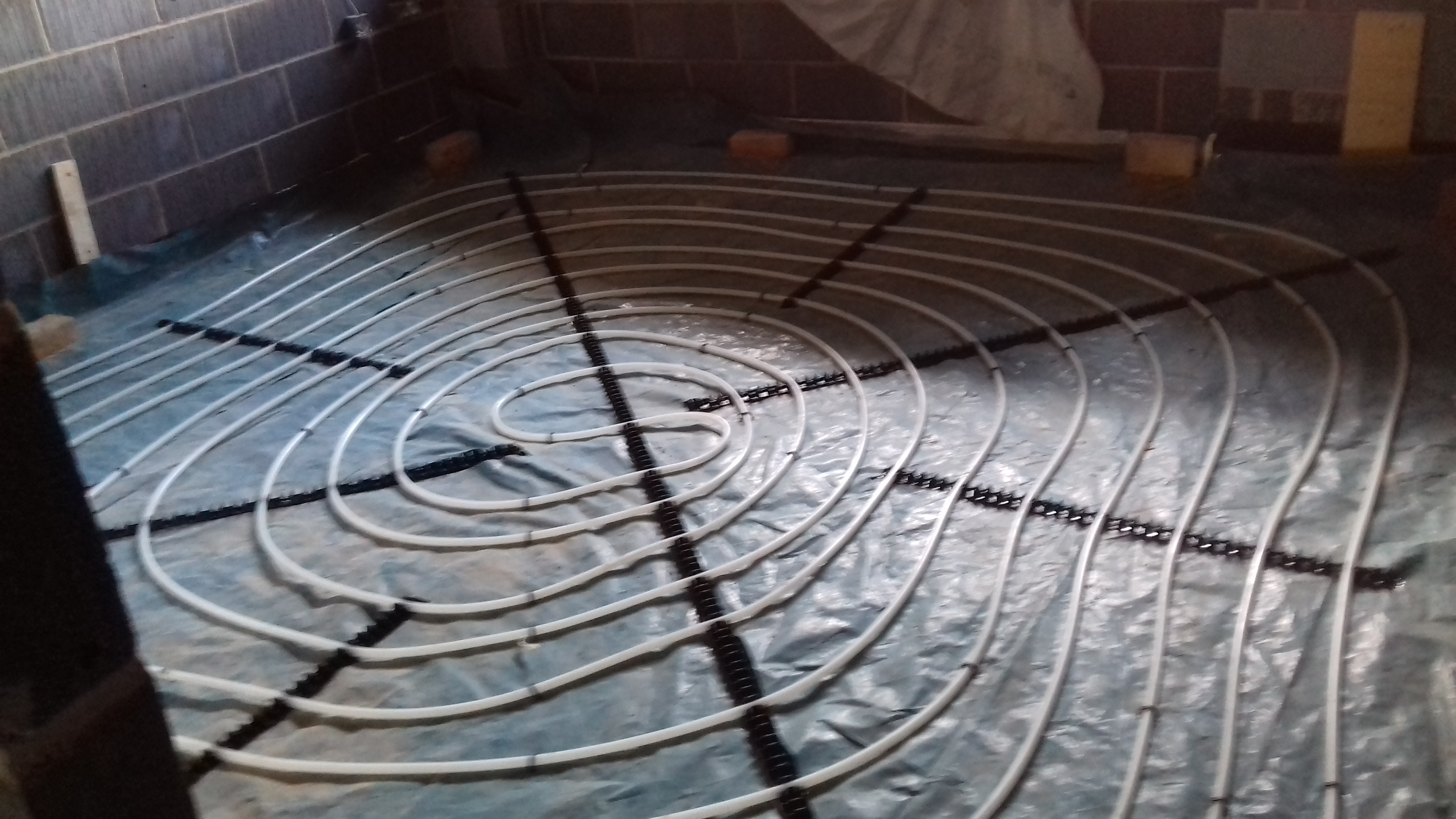 wet underfloor heating